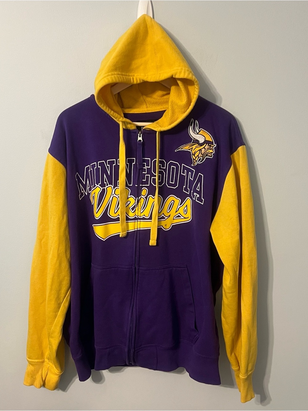 Minnesota Vikings Full Zip NFL Color-Block Hoodie Men’s 2XL G-III Sports